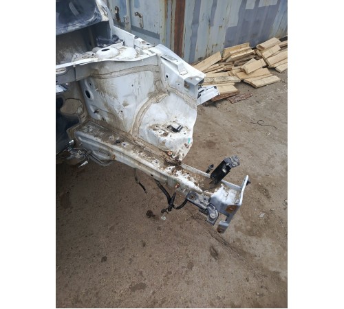 Лонжерон (четверть) передний левый