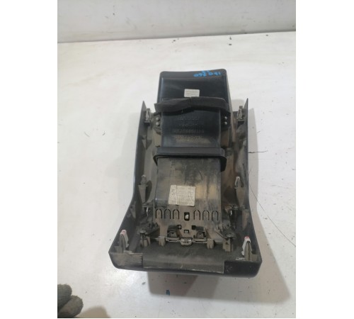 Накладка консоли задняя