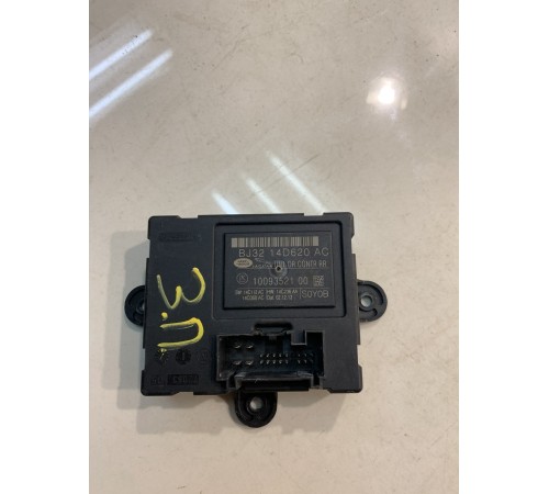 Блок управления дверью(задний,правый)