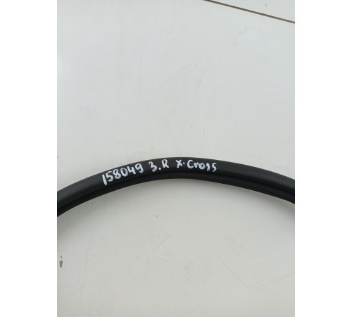 Уплотнитель двери задний правый