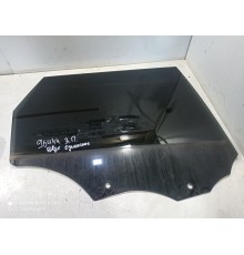 Стекло двери (заднее правое)