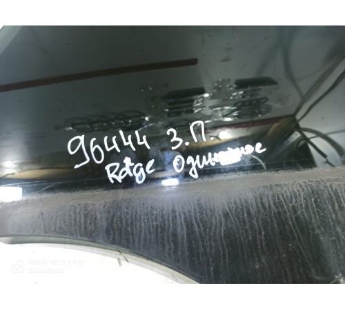 Стекло двери (заднее правое)