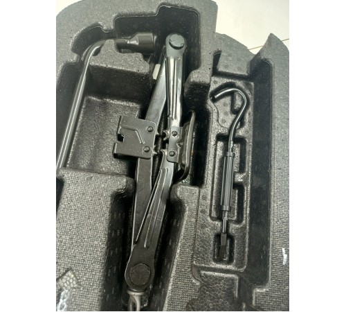 Ящик для инструментов пенопласт в багажник в сборе