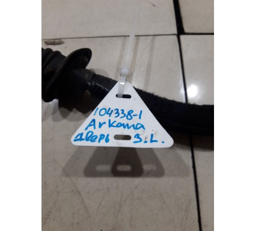 Электропроводка двери (задняя левая)