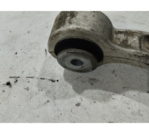 Рычаг подвески (передний правый верхний)