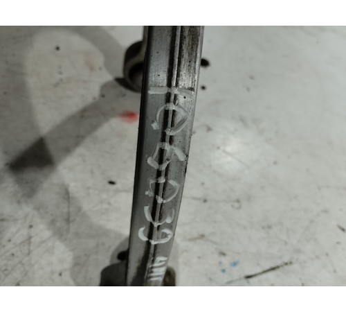 Рычаг подвески (передний правый верхний)