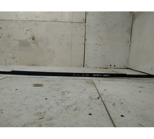 Молдинг Стекла Передний Правый