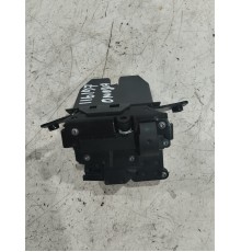 Замок крышки багажника