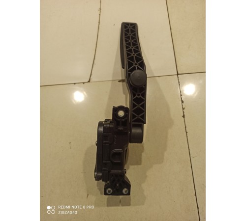 Педаль газа