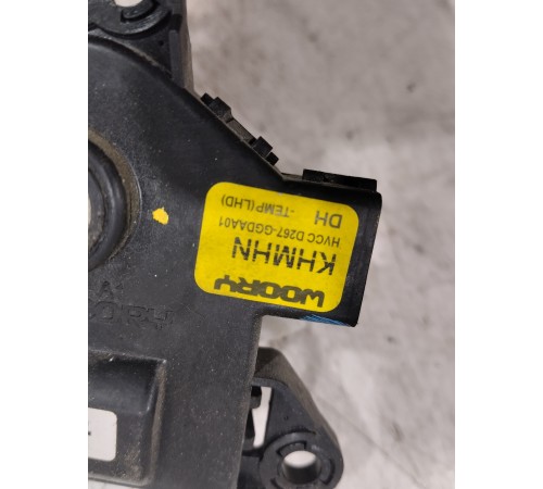 Моторчик привода заслонок отопителя