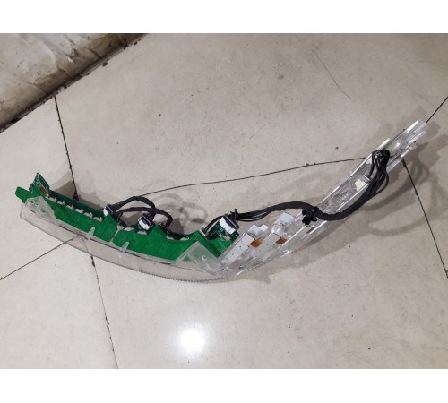 Дневной ходовой огонь светодиодный правый нижний