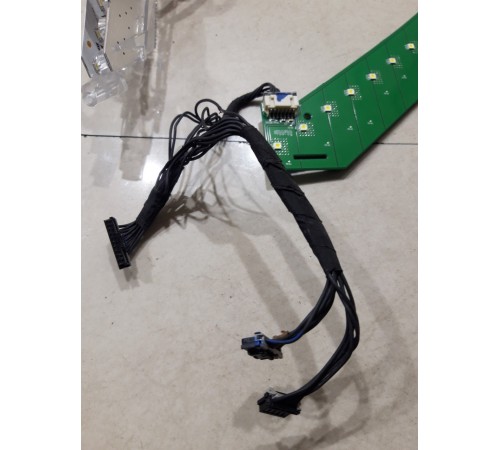 Дневной ходовой огонь светодиодный правый нижний