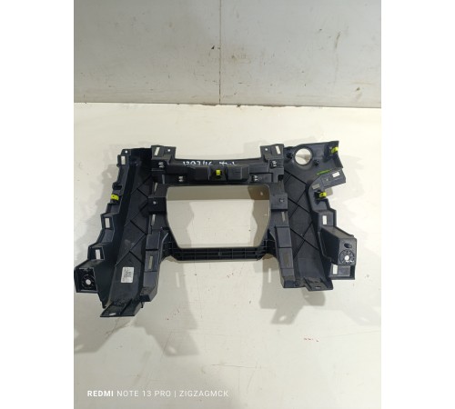 Накладка торпедо центральная нижняя