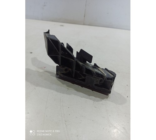 Кронштейн(крепление) фары передний правый