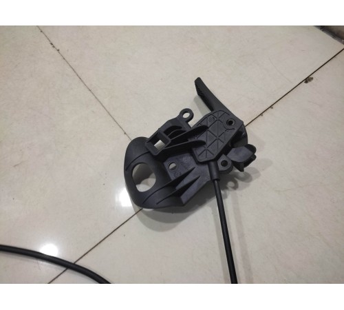 Рычаг открывания капота(с тросом)