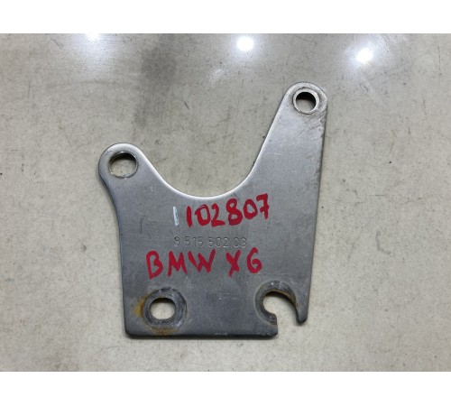 Кронштейн(крепление) катализатора