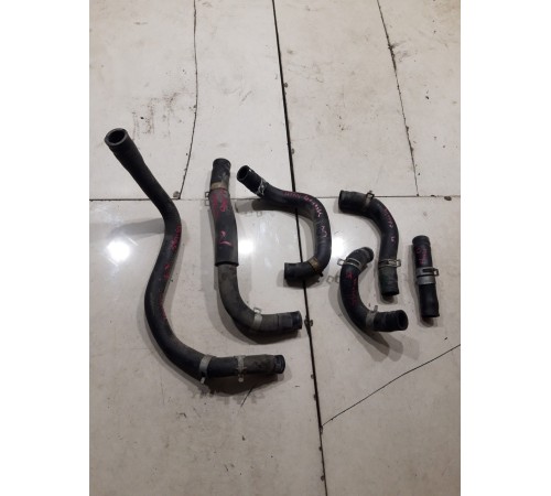 Патрубок системы охлаждения