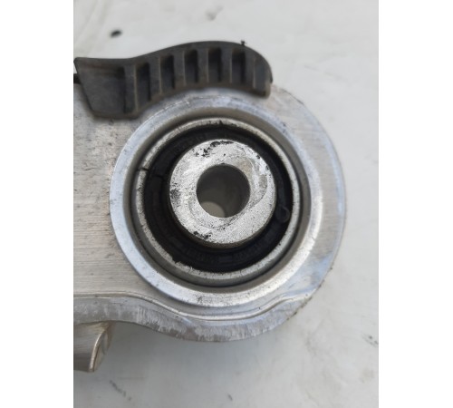 Рычаг подвески(задний правый) поперечный