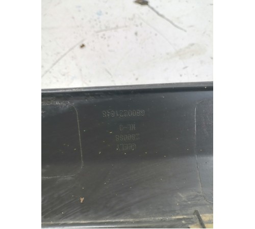 Накладка двери передняя левая нижняя