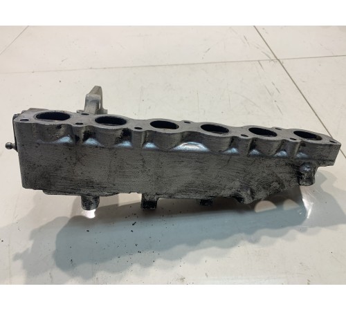 Впускной коллектор