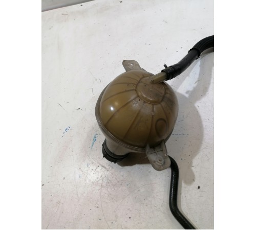 Бачок расширительный