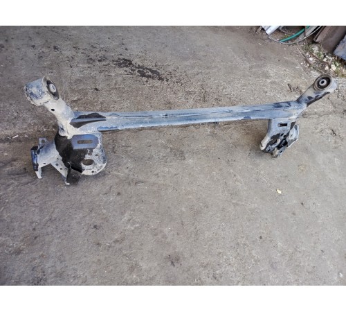 Балка задняя