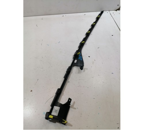 Накладка торпедо правая