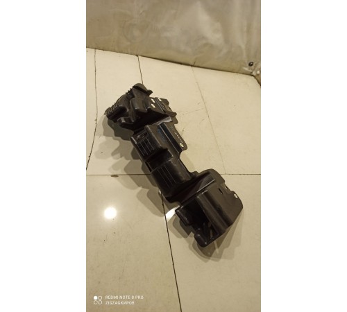 Кронштейн(крепление) консоли правый