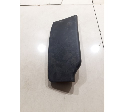 Накладка задней панели левая