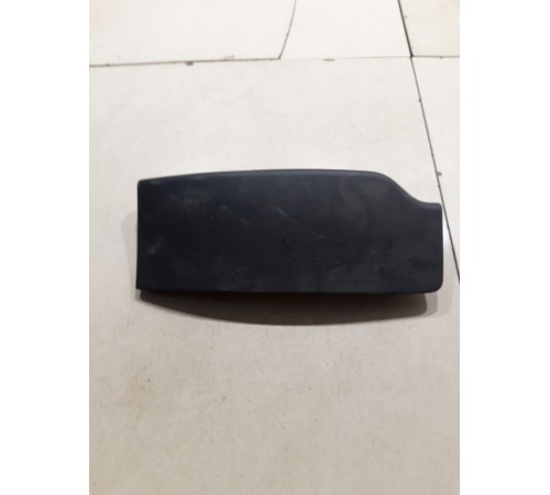 Накладка задней панели левая