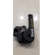 Рычаг открывания капота