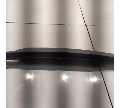 Накладка двери (передняя, правая, наружняя)