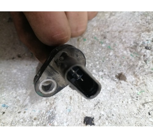 Датчик ABS задний