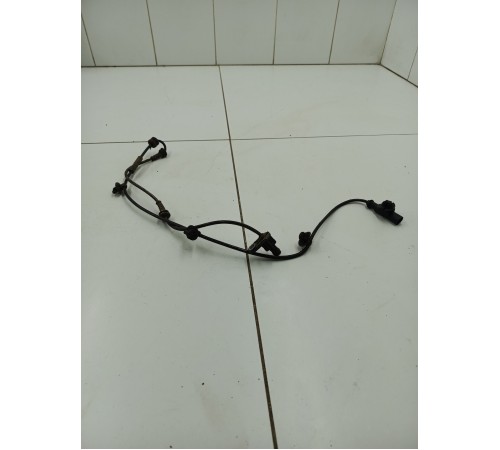 Датчик ABS передний