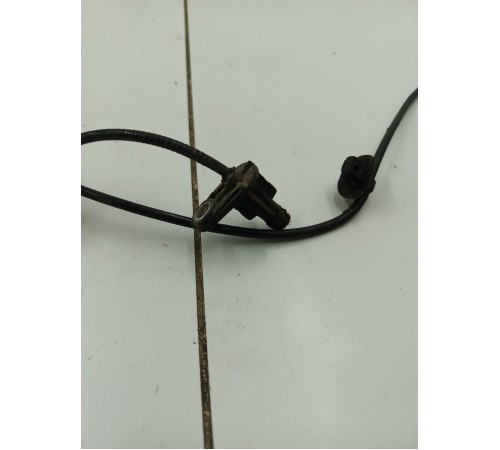 Датчик ABS передний