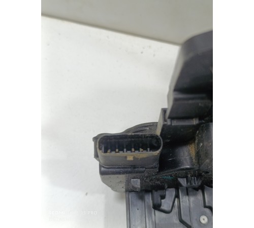 Замок двери задний правый