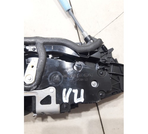 Замок двери (передний левый)