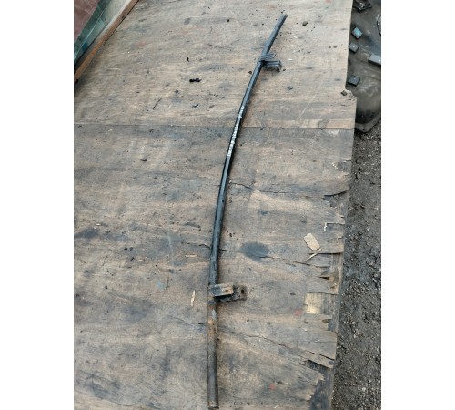 Усилитель переднего бампера нижний