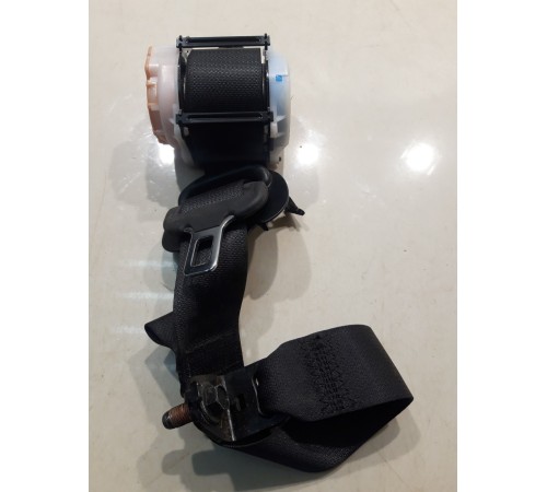 Ремень безопасности (задний, правый)