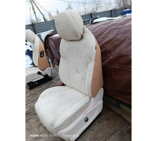 Сиденье переднее левое