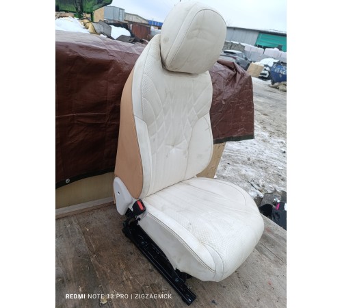 Сиденье переднее левое