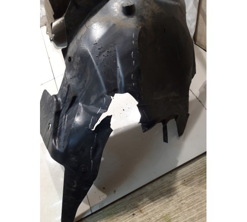 Локер (передний, левый)