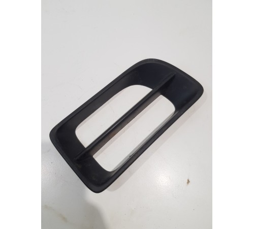 Воздуховод бампера правый