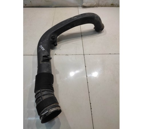 Патрубок воздушного фильтра