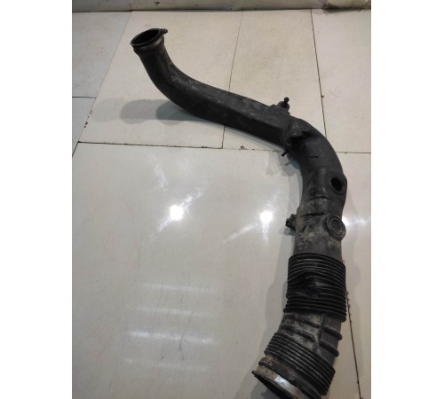 Патрубок воздушного фильтра