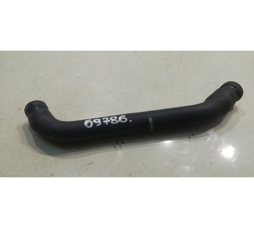 Патрубок системы охлаждения