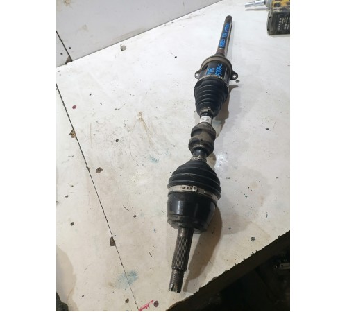 Привод (полуось) передний правый