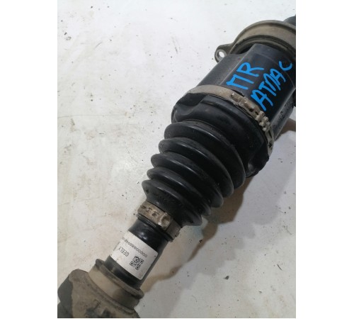 Привод (полуось) передний правый