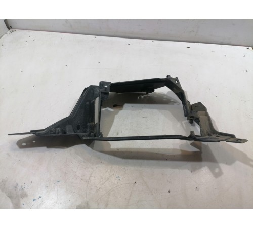 Кронштейн насадки глушителя левый