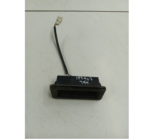 Кнопка открывания багажника